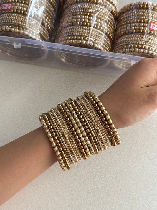 Pearla 10 bangles set