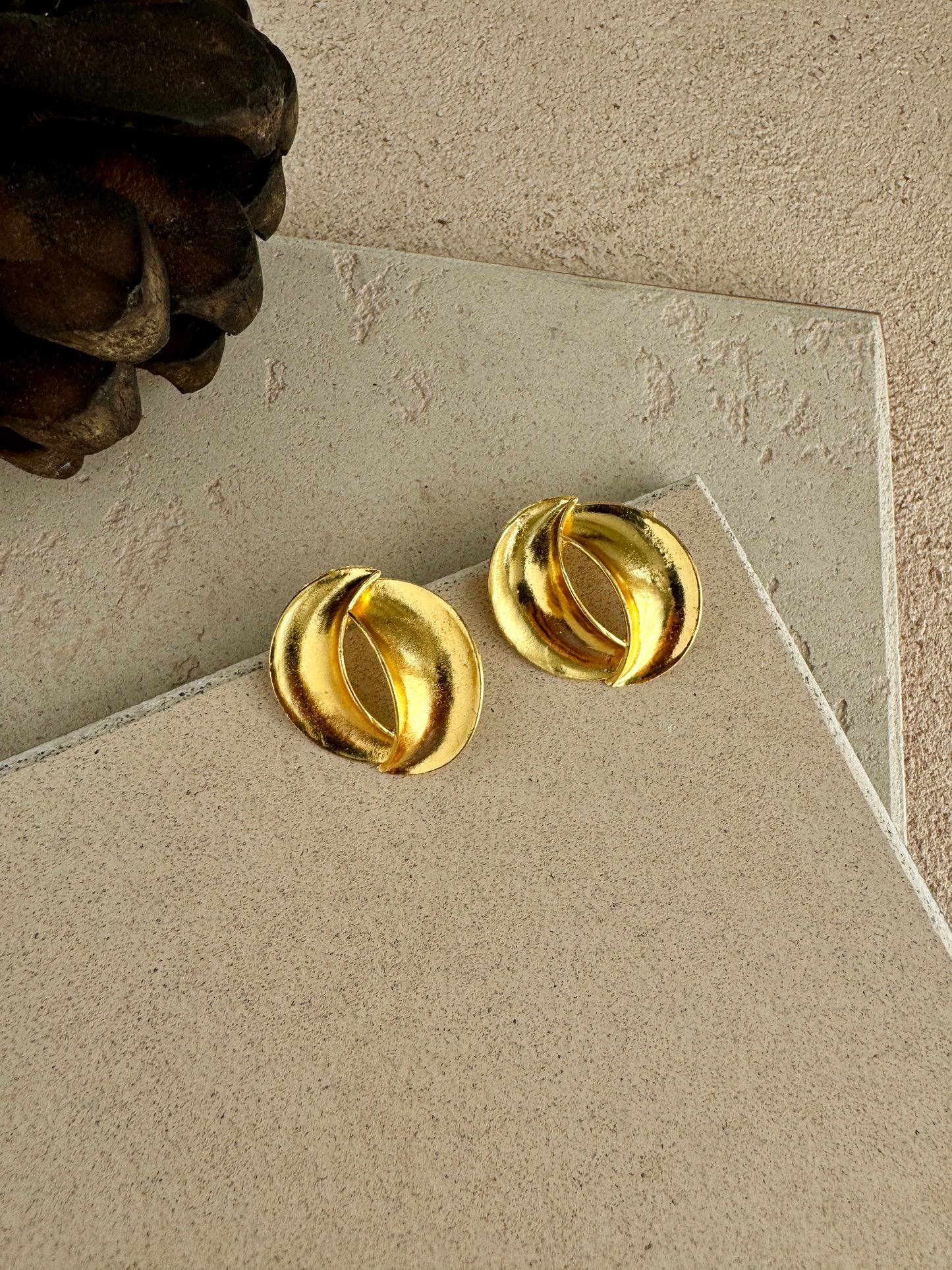 Oval line Earring