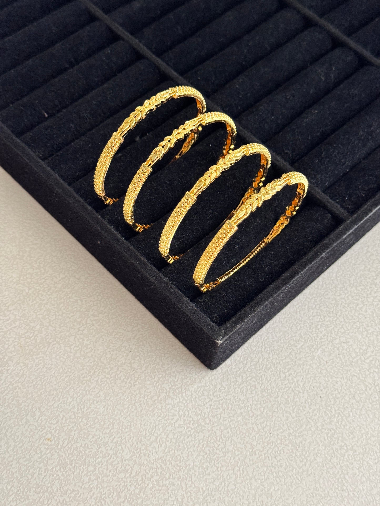 Pattern bangles 2/6 size