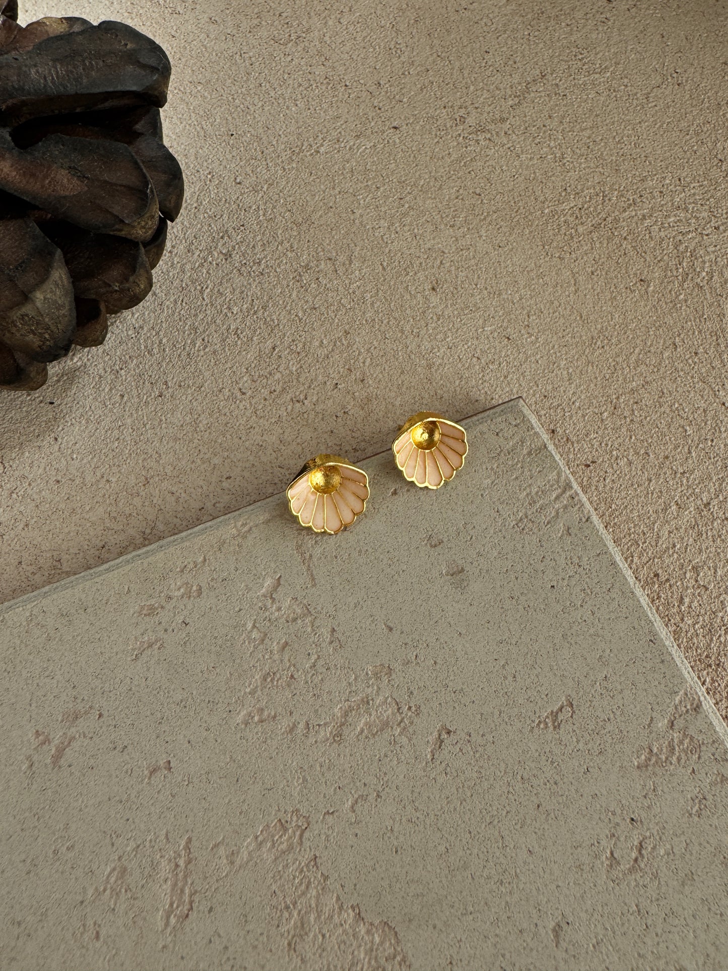 Pastel Shell Earring