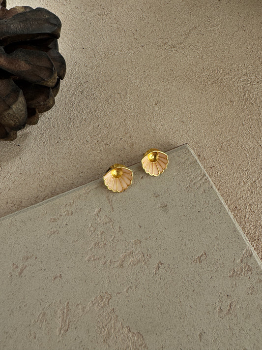 Pastel Shell Earring