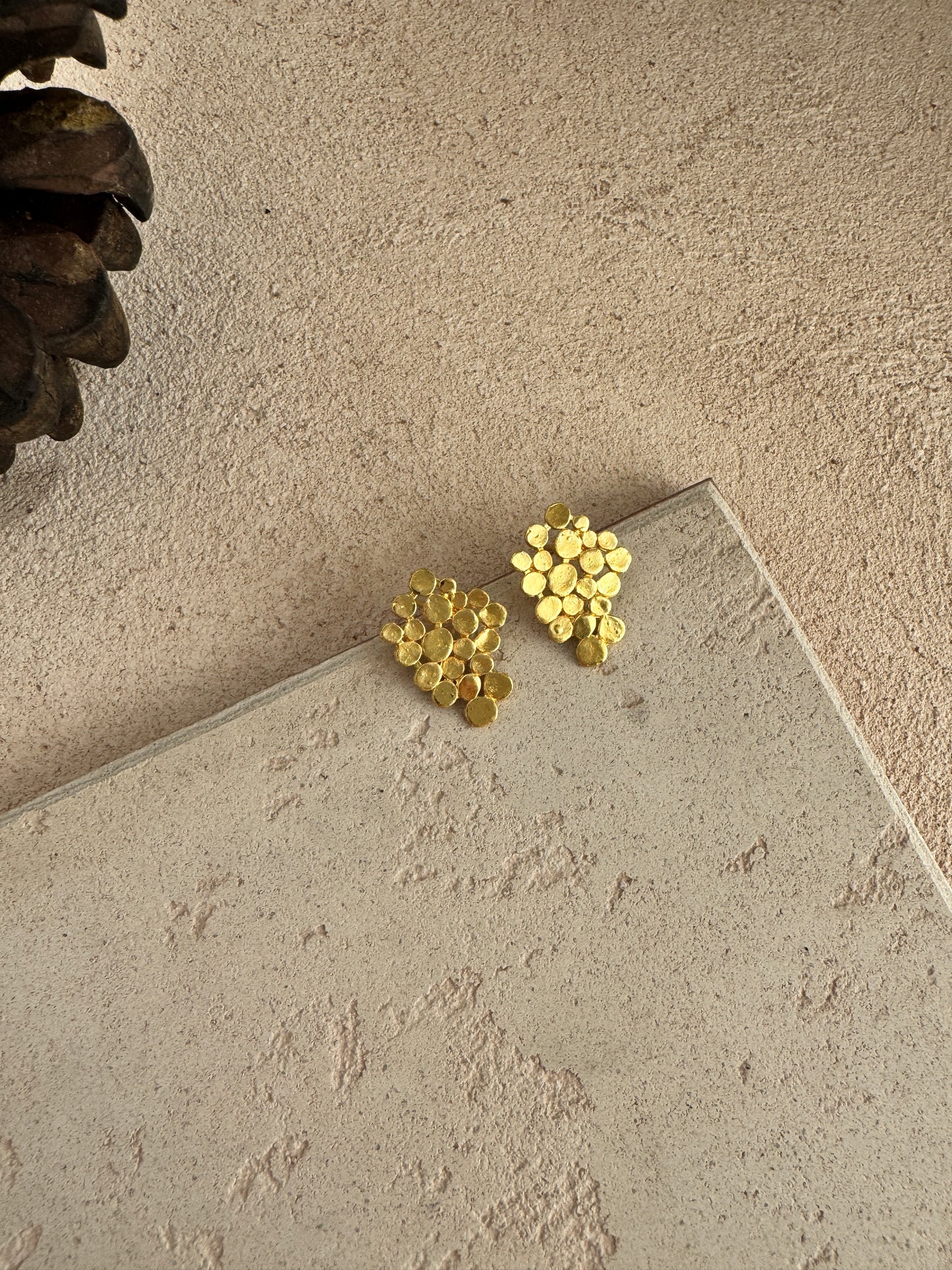 Dots he Dots Earring