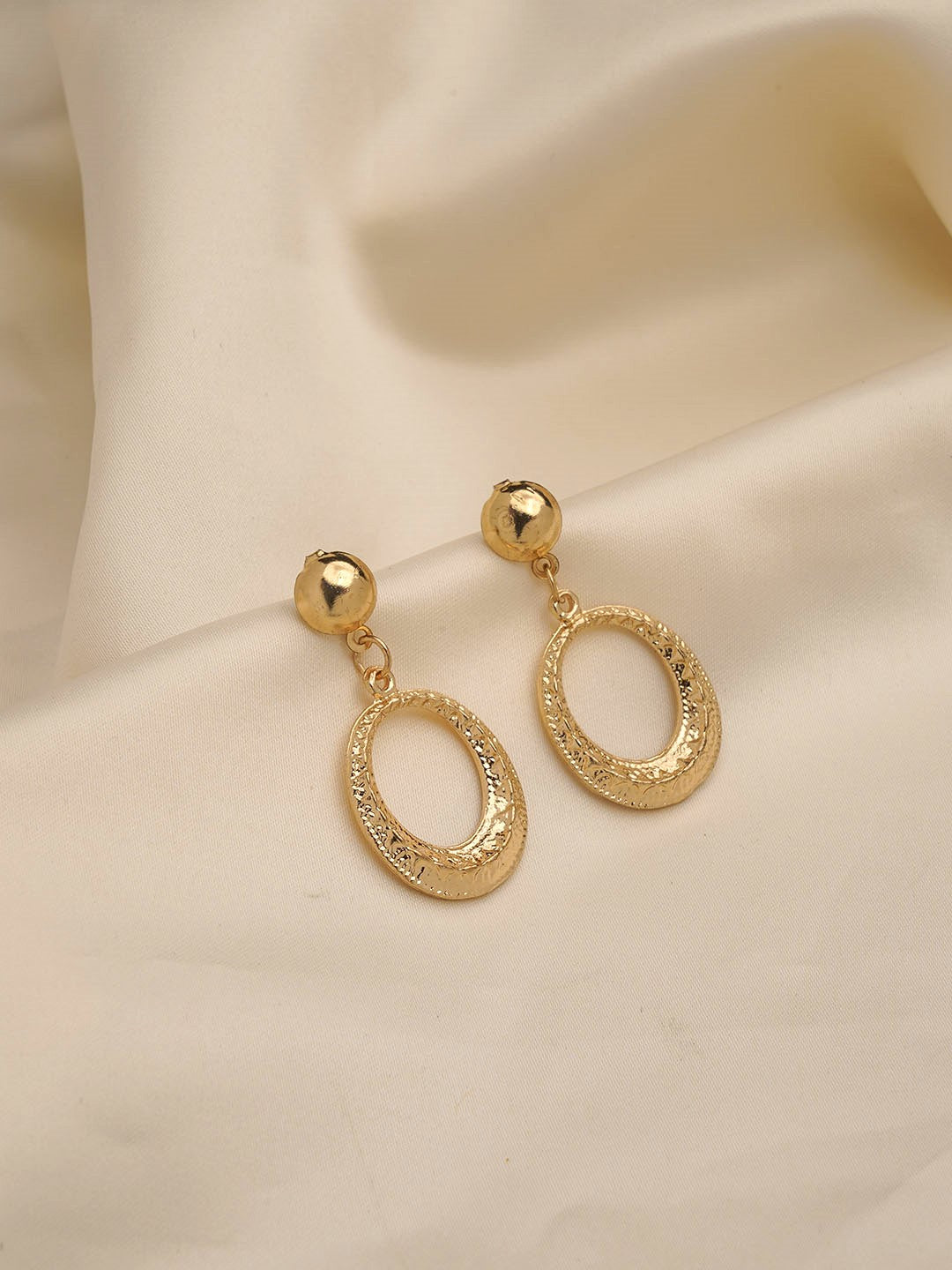 Gold Dangler Earring - Lili-Origin